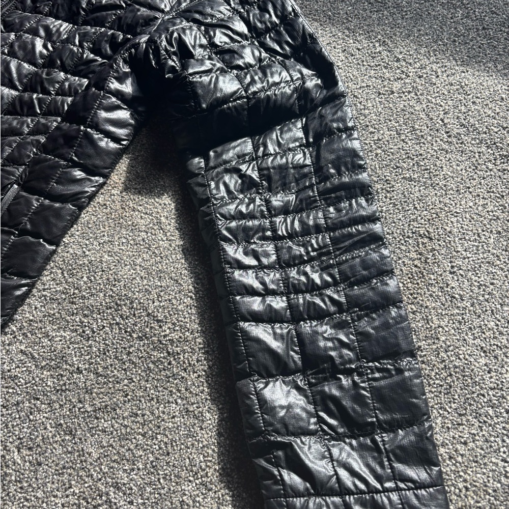 Sz S The North Face Thermoball Women's Black Quilted Jacket - Picture 8 of 14